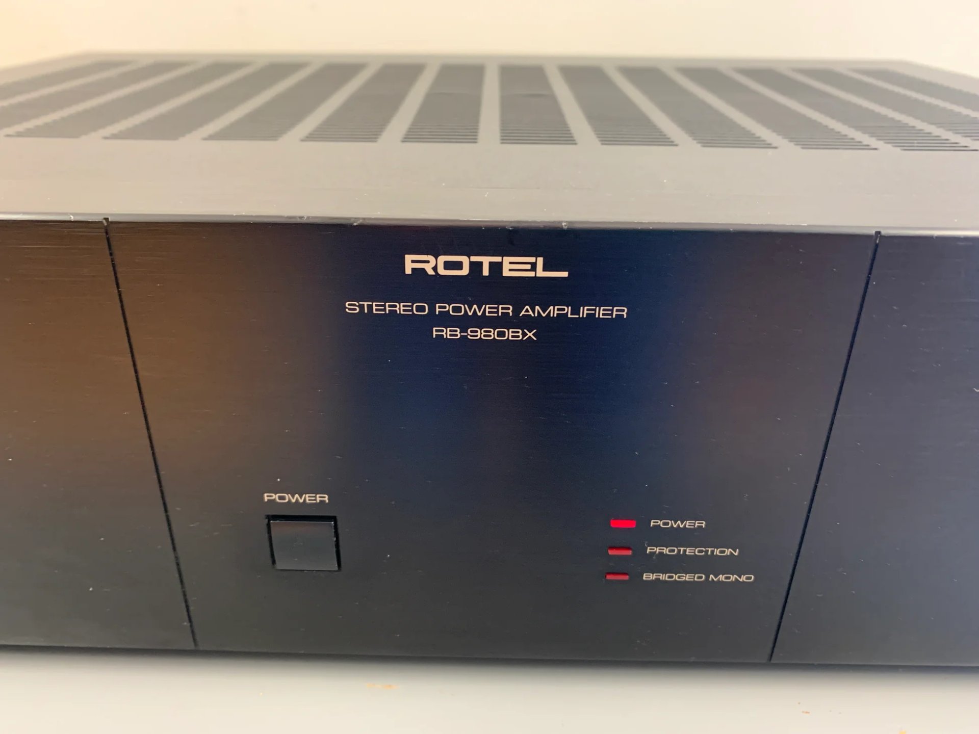 Rotel rb-980bx - Fitech Magazin & Service de Electronice